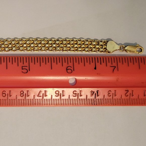 **SOLD**14k Yellow Gold Vintage Mesh Bracelet made in Italy 7.5" 8mm 5.17 grams - Picture 7 of 8